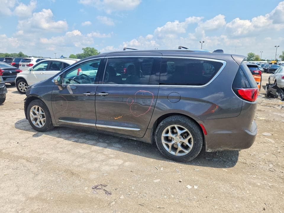 2017 CHRYSLER PACIFICA LIMITED 2