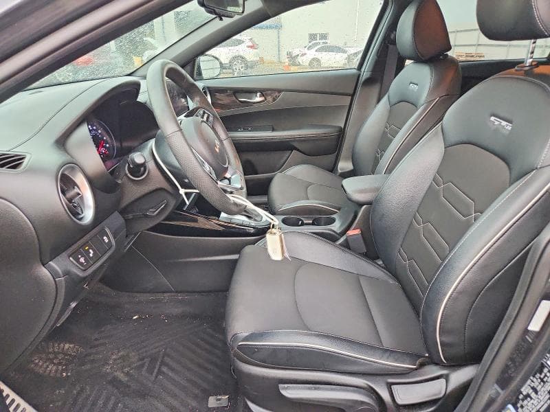 2022 KIA FORTE GT LINE 7