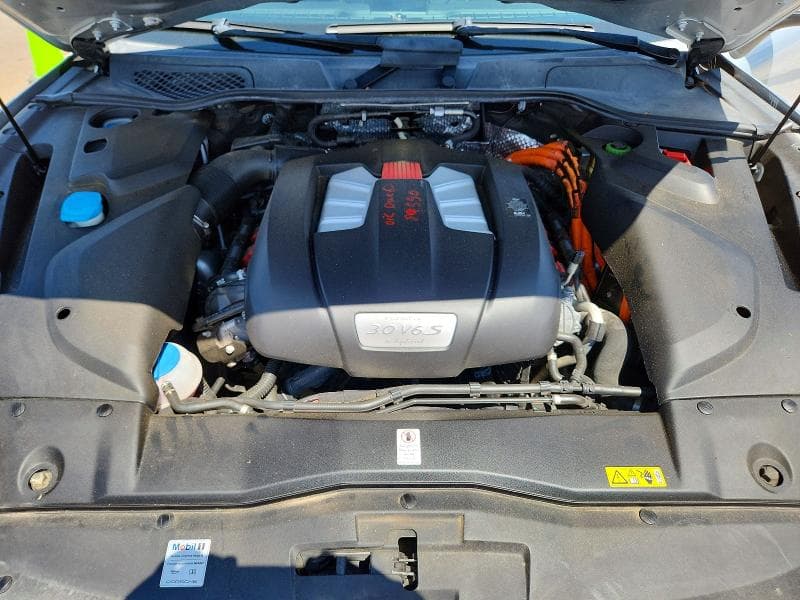 2017 PORSCHE CAYENNE SE HYBRID PLATINUM 12