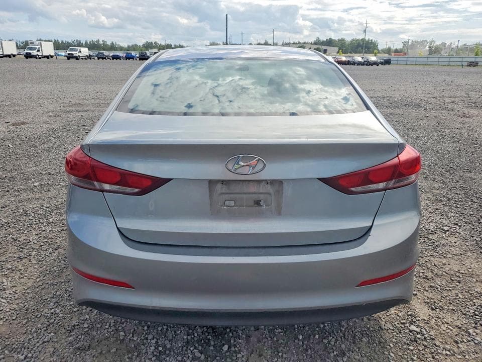 2017 HYUNDAI ELANTRA SE 6