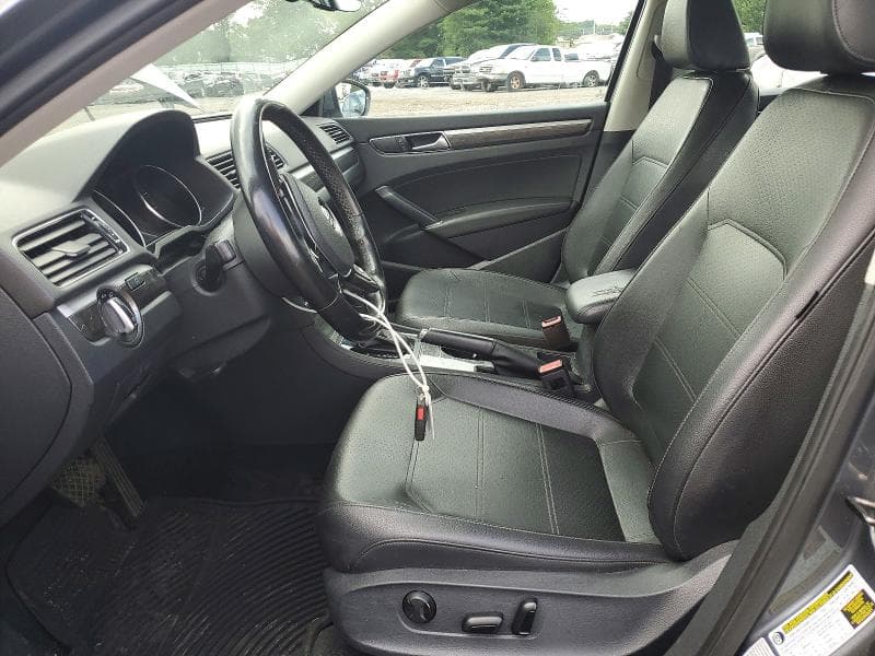 2017 VOLKSWAGEN PASSAT SE 7