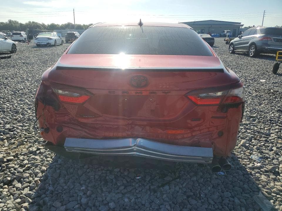 2022 TOYOTA CAMRY SE 6