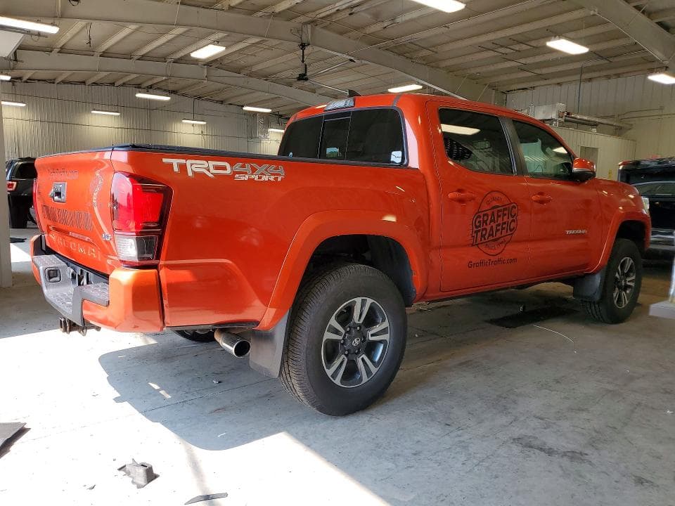 2018 TOYOTA TACOMA TRD SPORT 3