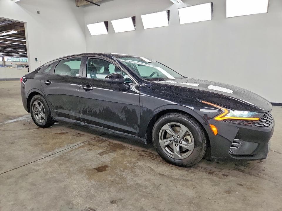2023 KIA K5 LXS 4