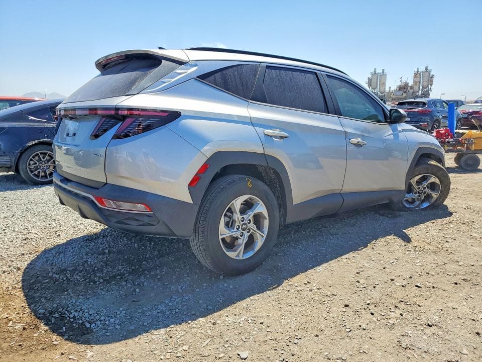 2022 HYUNDAI TUCSON SEL 3