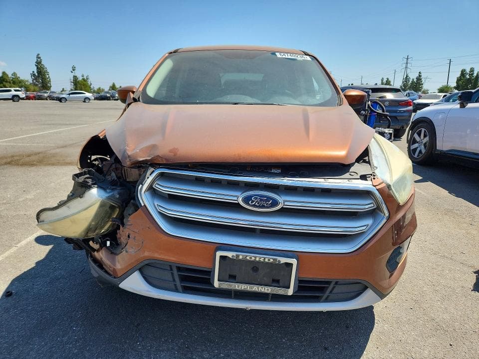 2017 FORD ESCAPE SE 5