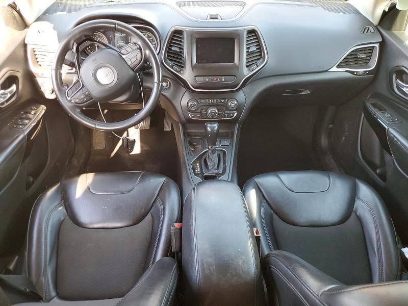 2021 JEEP CHEROKEE LATITUDE PLUS 8