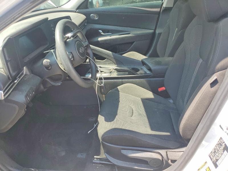 2026 HYUNDAI ELANTRA SE 7