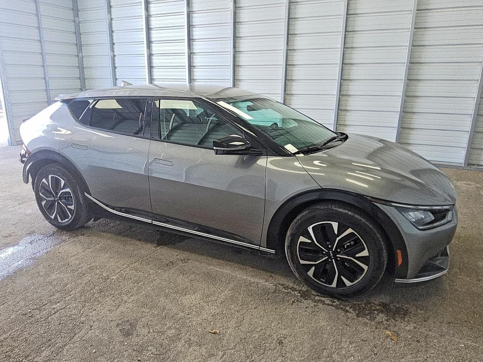 2023 KIA EV6 WIND 4