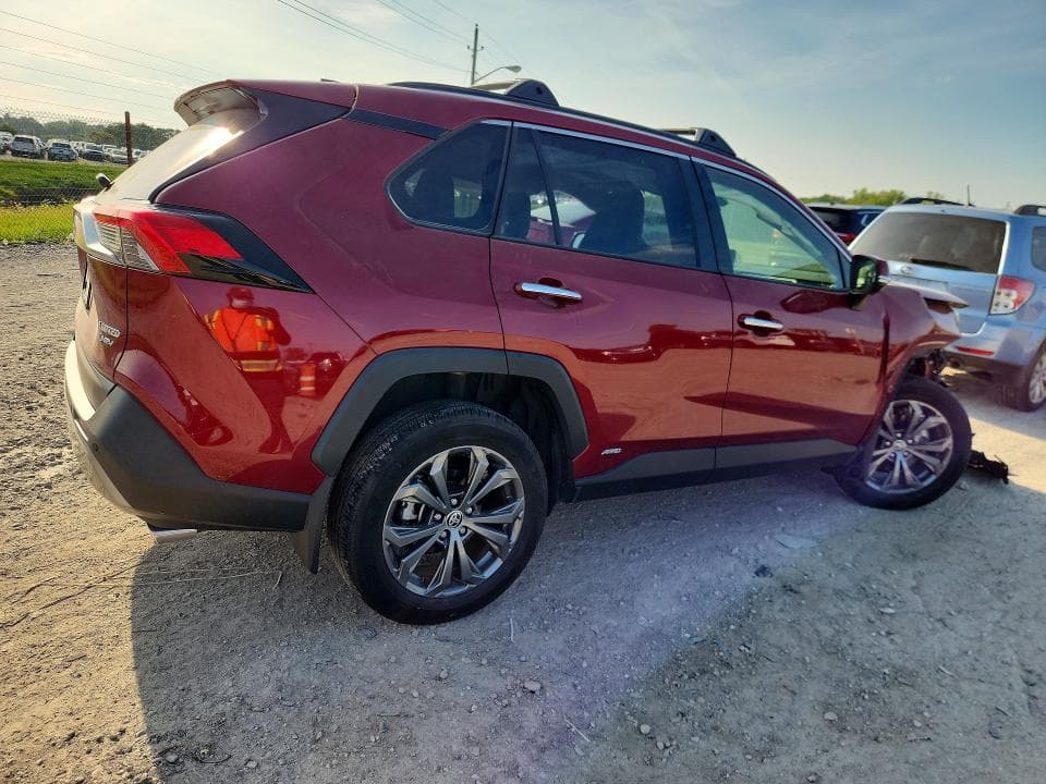 2025 TOYOTA RAV4 LIMITED 3