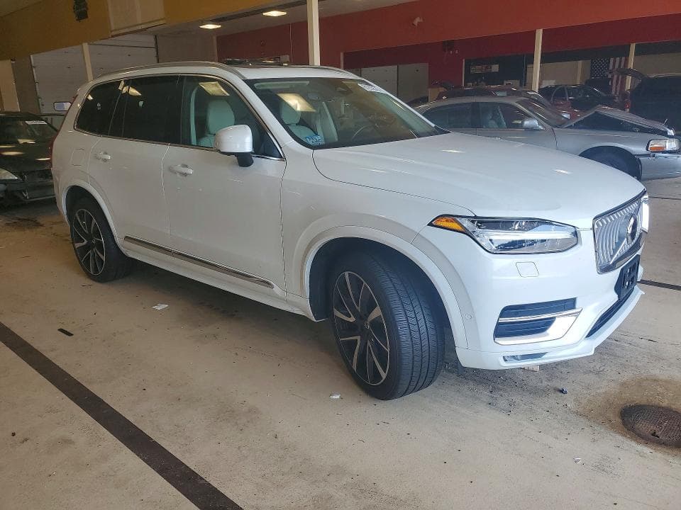 2023 VOLVO XC90 PLUS 4