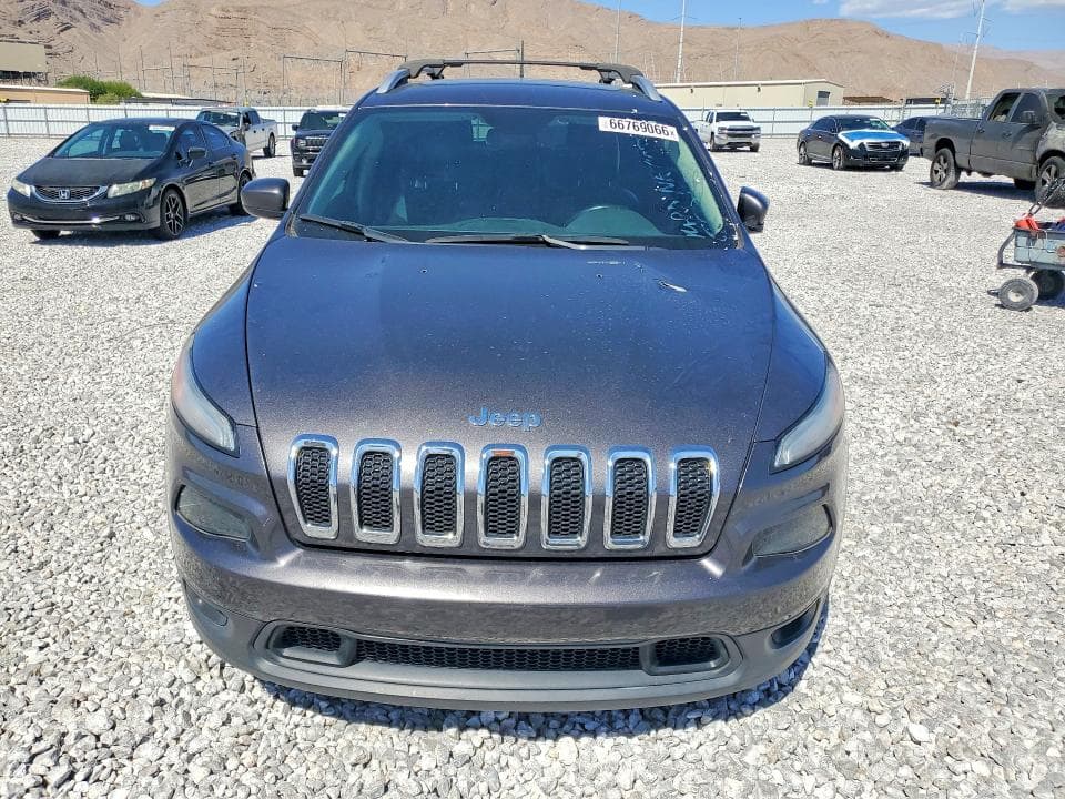 2018 JEEP CHEROKEE LATITUDE PLUS 5
