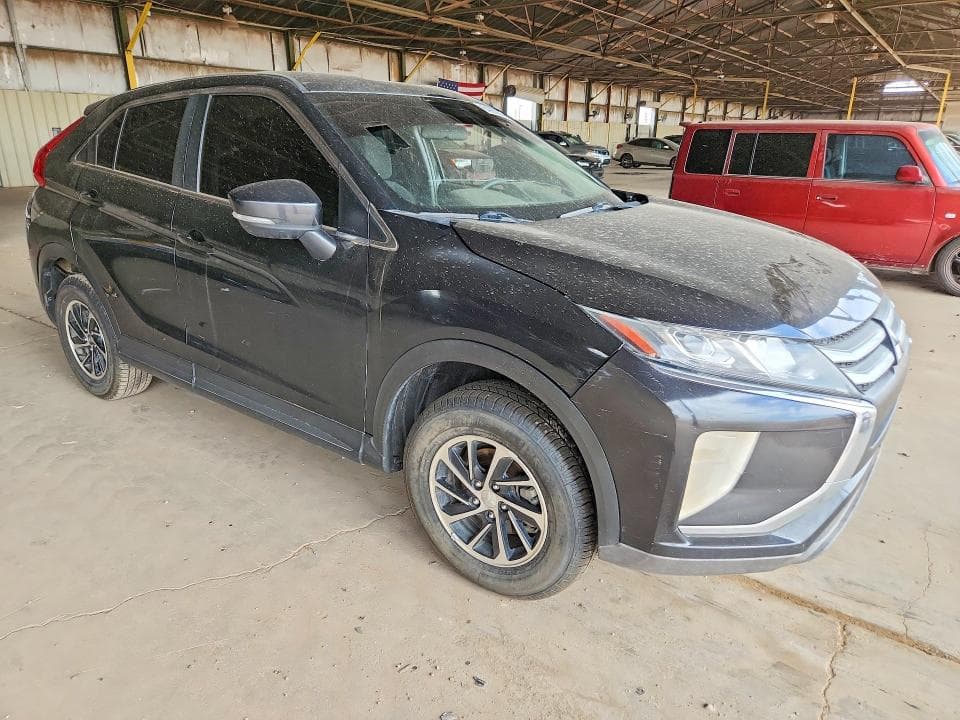 2020 MITSUBISHI ECLIPSE CROSS ES 4