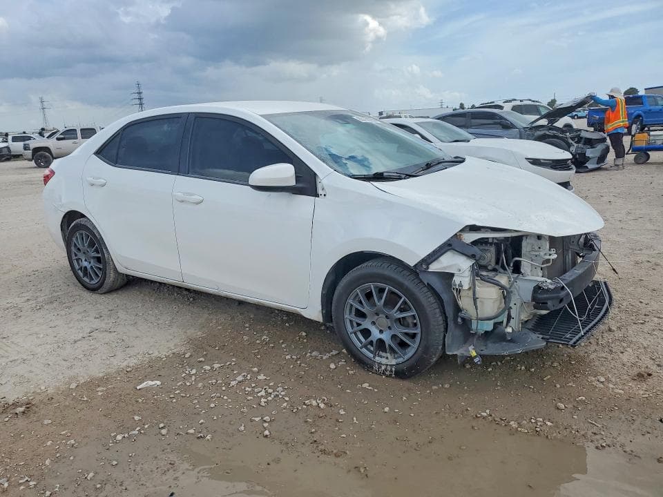 2019 TOYOTA COROLLA LE 4