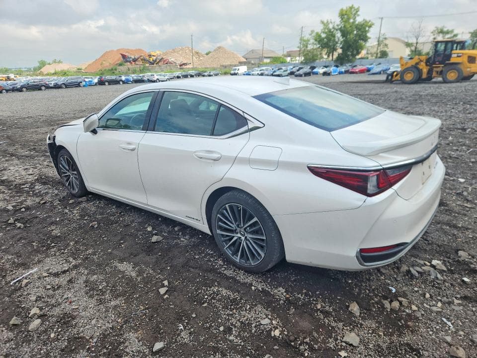 2022 LEXUS ES 300H BASE 2