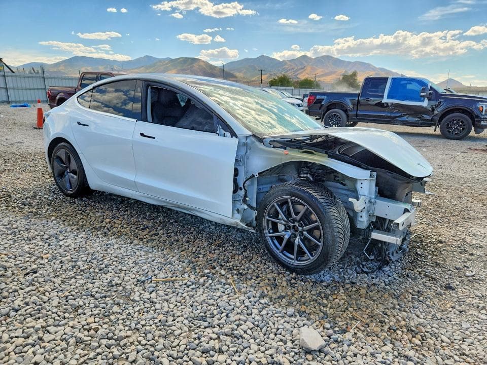 2020 TESLA MODEL 3 7