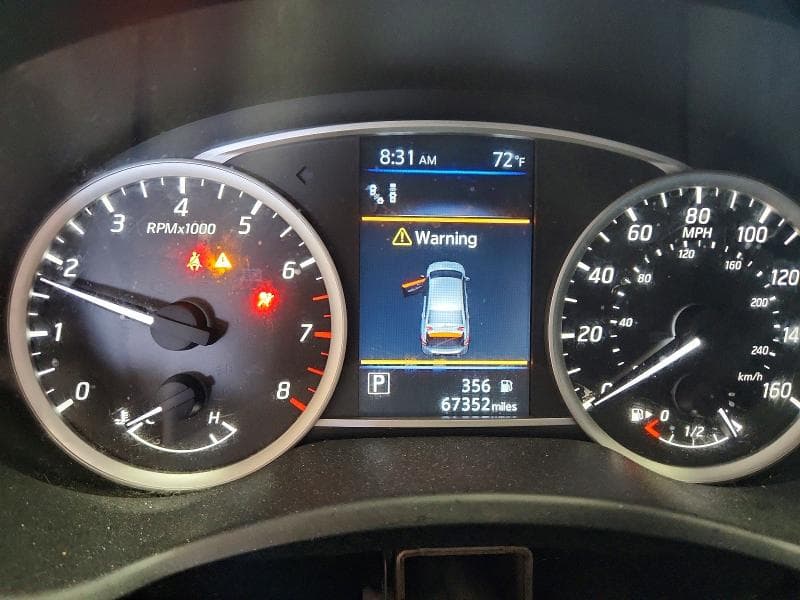 2019 NISSAN SENTRA SL 9