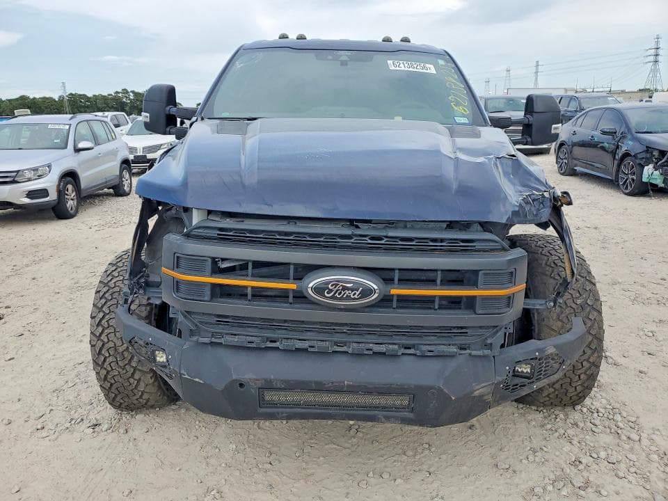 2022 FORD F150 SUPERCREW 5