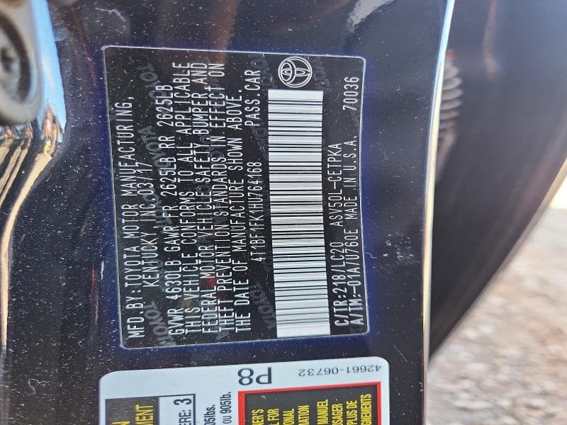 2017 TOYOTA CAMRY LE 12
