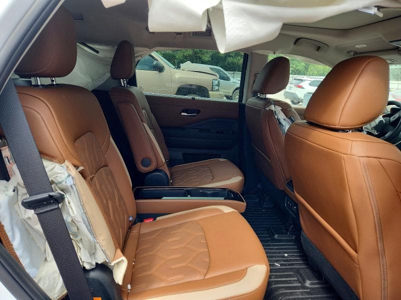 2026 NISSAN PATHFINDER PLATINUM 11