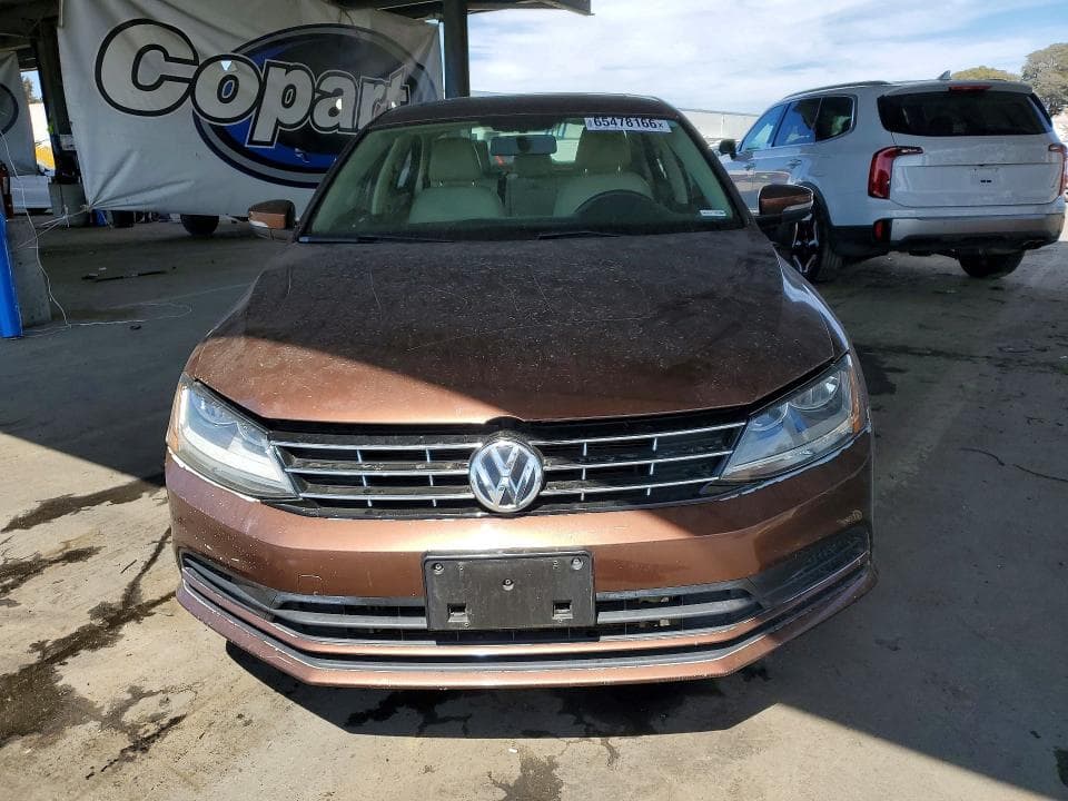 2017 VOLKSWAGEN JETTA SE 5