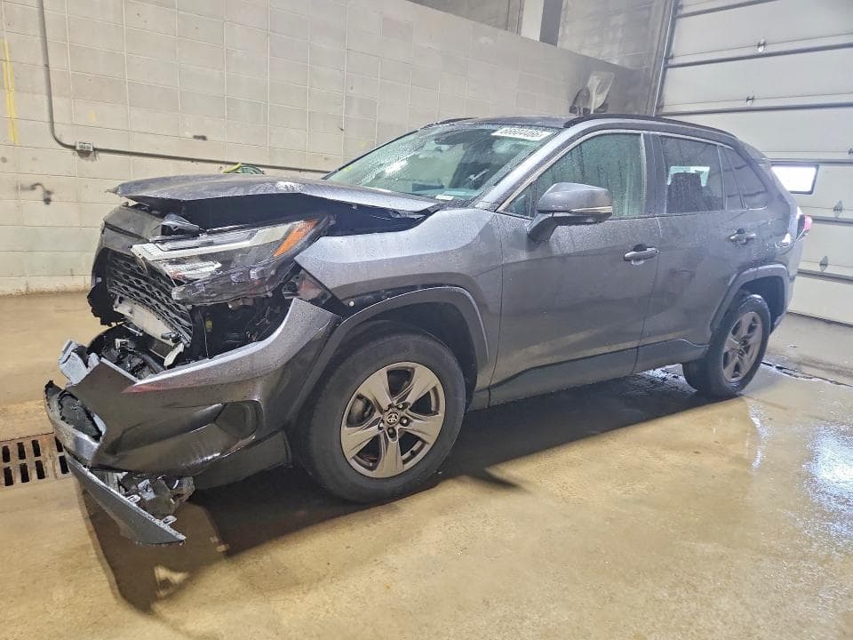 2024 TOYOTA RAV4 XLE - 1