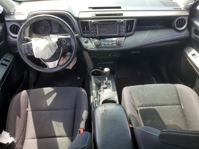 2018 TOYOTA RAV4 XLE 8