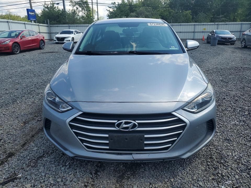 2017 HYUNDAI ELANTRA SE 5