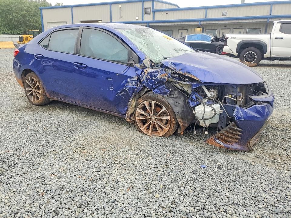 2019 TOYOTA COROLLA SE 4