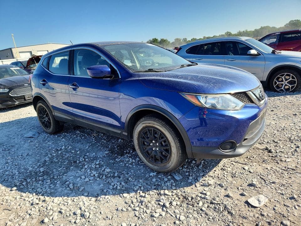 2018 NISSAN ROGUE SPORT S 4