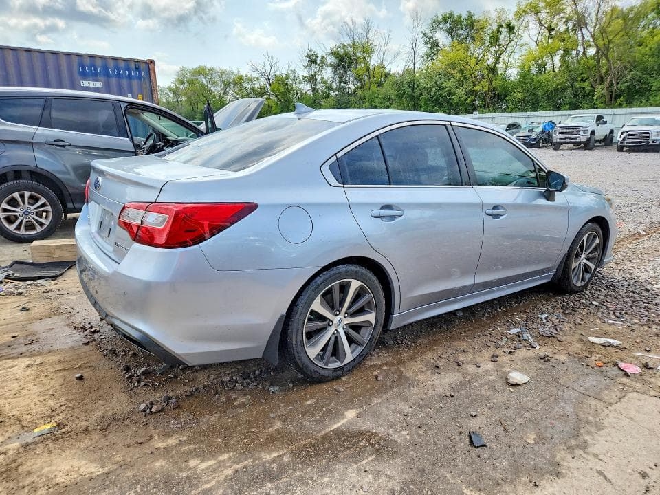 2018 SUBARU LEGACY 2.5I LIMITED 3