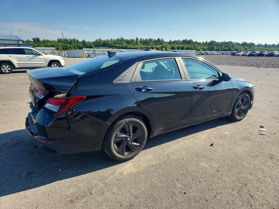 2023 HYUNDAI ELANTRA SEL 3