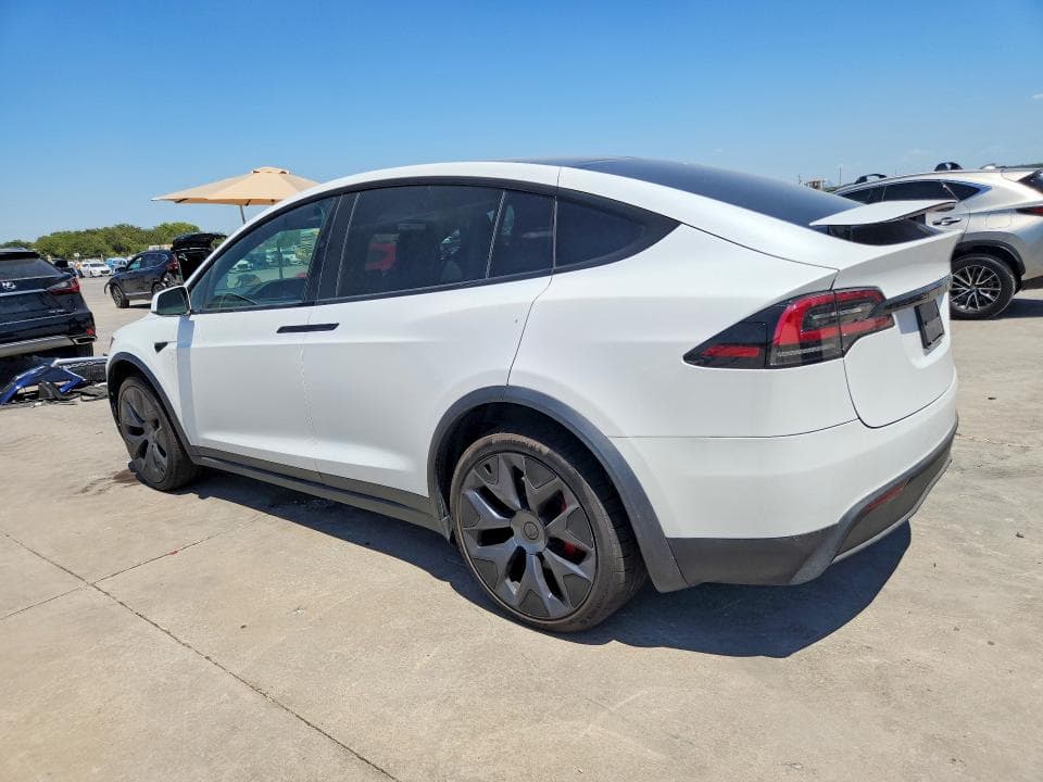 2026 TESLA MODEL X 2