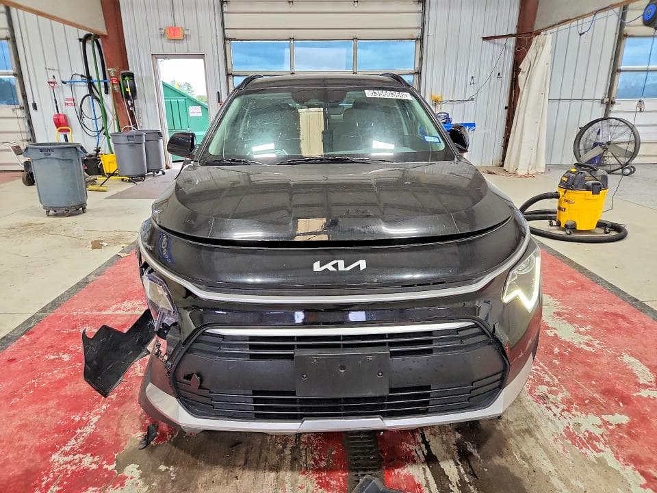 2025 KIA NIRO LX 5