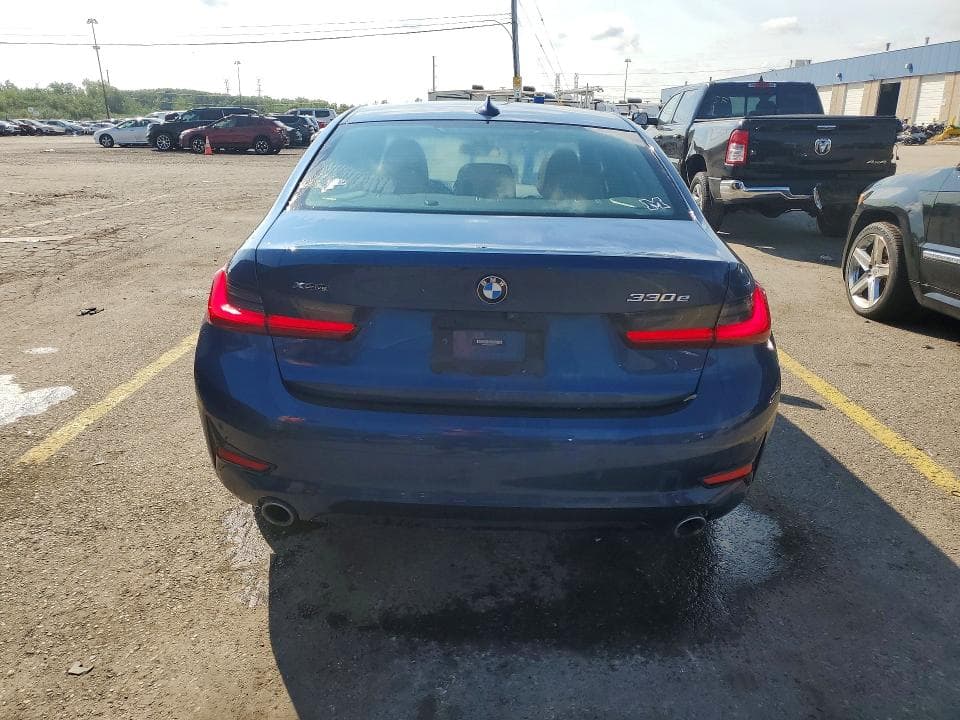 2021 BMW 330XE 6