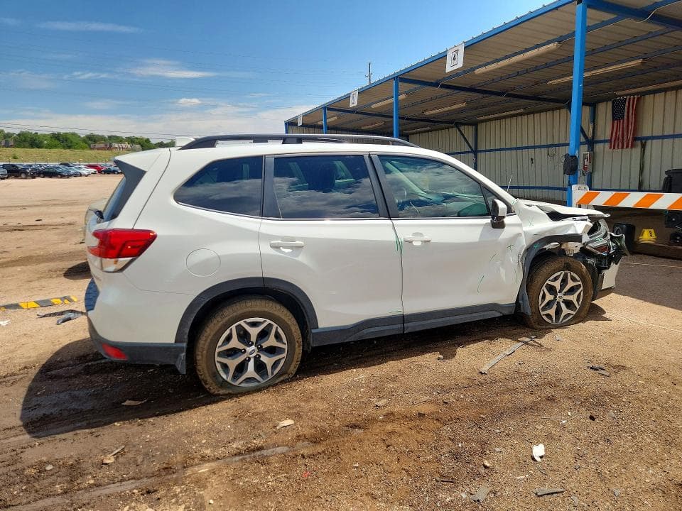 2020 SUBARU FORESTER PREMIUM 3