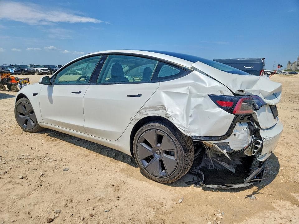 2023 TESLA MODEL 3 2