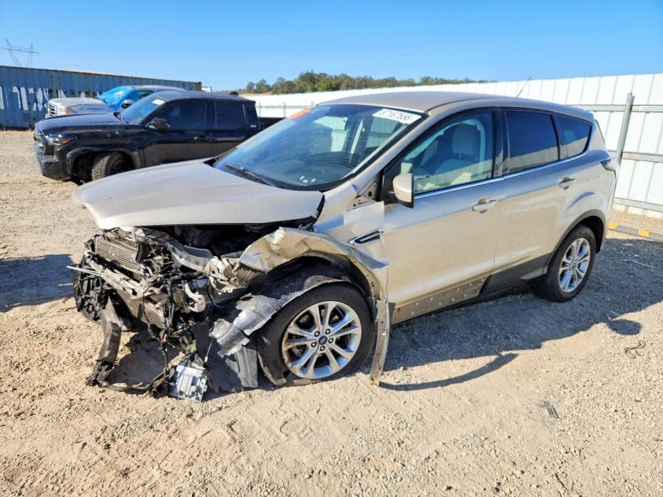 2017 FORD ESCAPE SE - 1