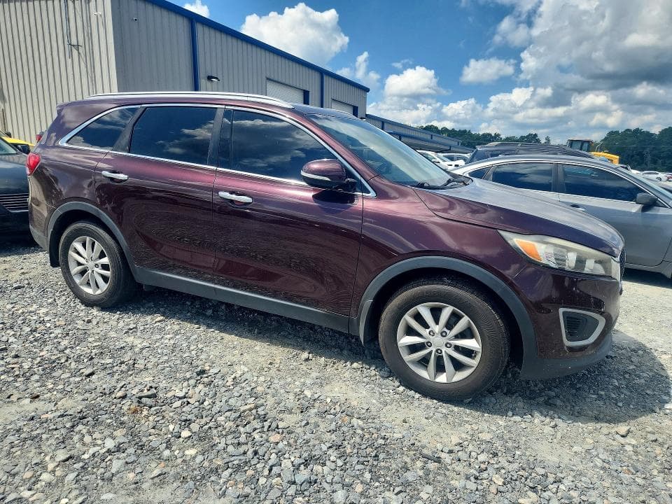 2017 KIA SORENTO LX 4