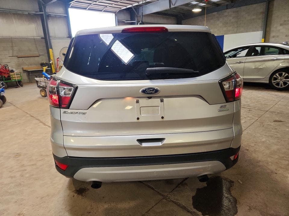 2017 FORD ESCAPE SE 6