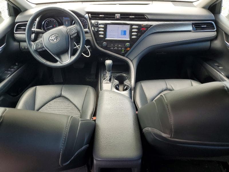 2019 TOYOTA CAMRY SE 8