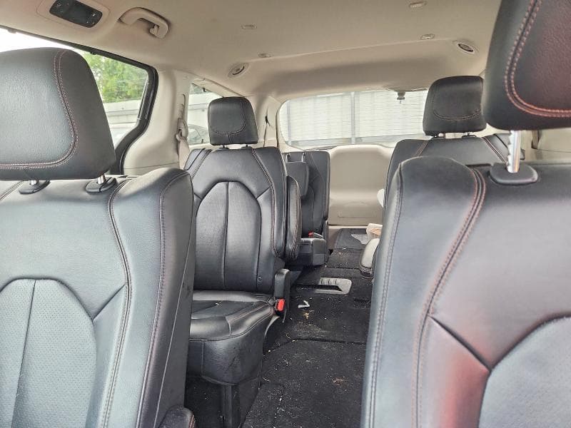 2018 CHRYSLER PACIFICA TOURING L PLUS 10