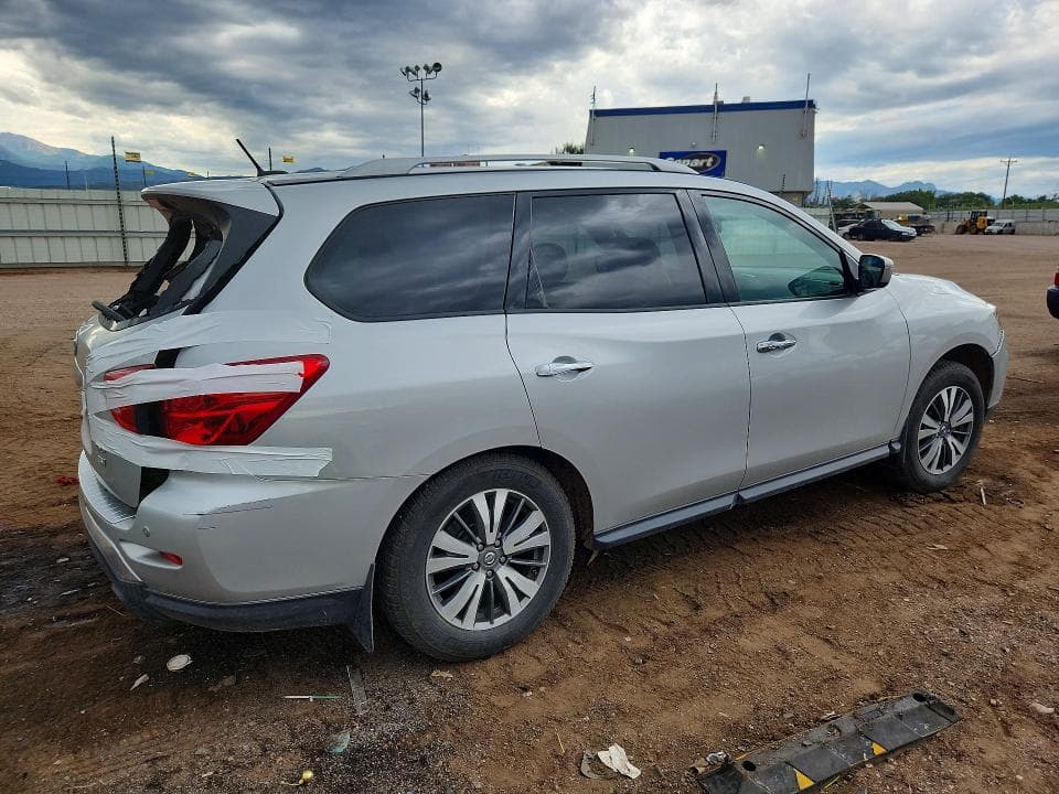 2017 NISSAN PATHFINDER SV 3