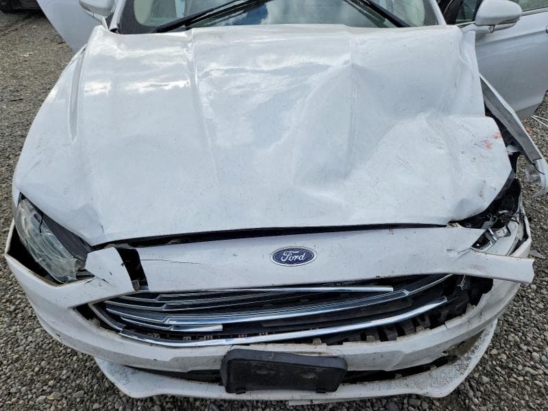 2017 FORD FUSION SE 11