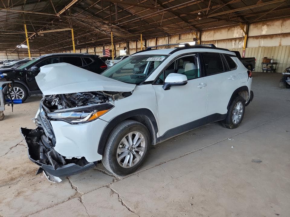 2024 TOYOTA COROLLA CROSS LE - 1