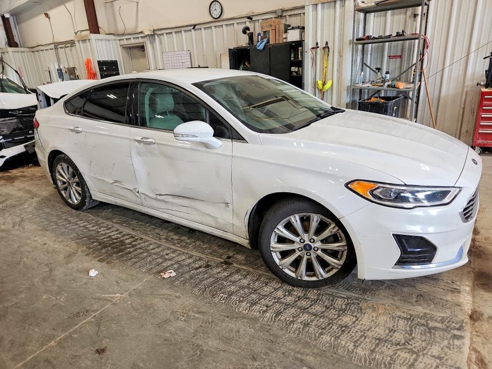 2020 FORD FUSION SEL 4