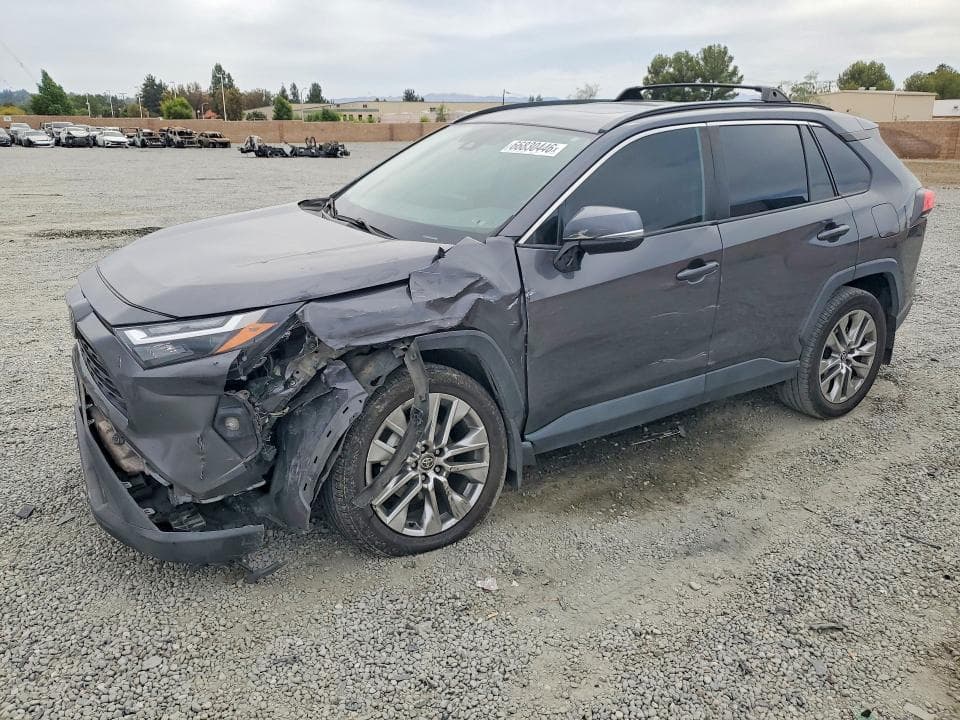 2022 TOYOTA RAV4 XLE PREMIUM