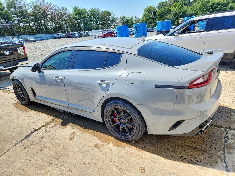 2019 KIA STINGER GT 2