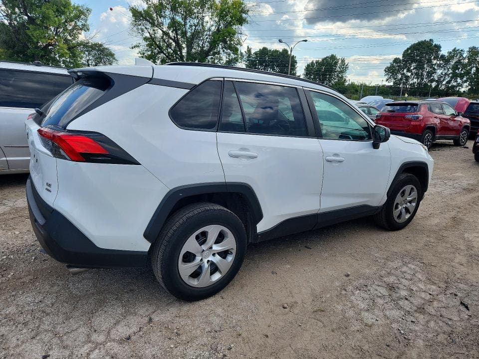 2021 TOYOTA RAV4 LE 3