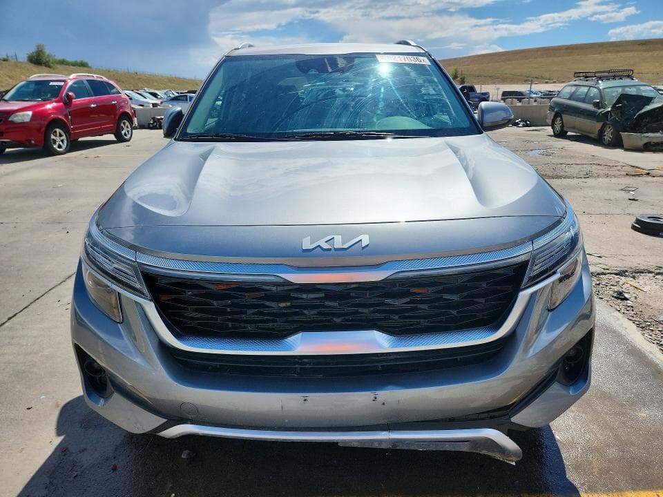2023 KIA SELTOS EX 5